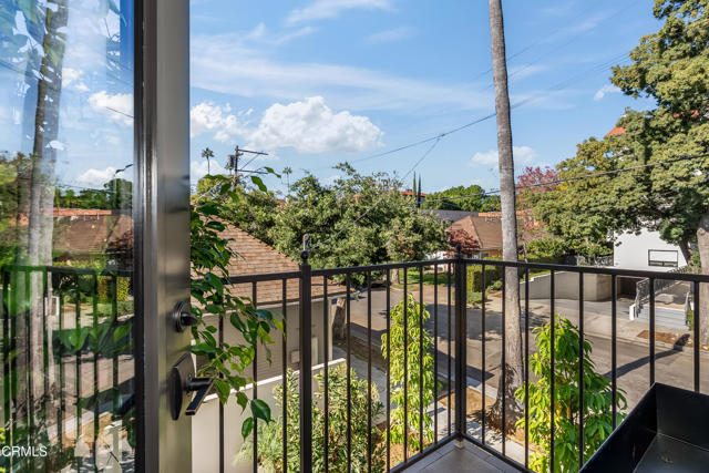 Detail Gallery Image 20 of 41 For 139 S Oak Knoll Ave #203,  Pasadena,  CA 91101 - 2 Beds | 2 Baths