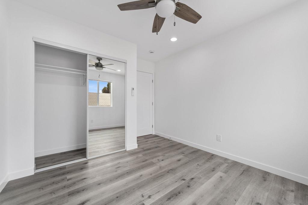 MLS #250034510SD img 19