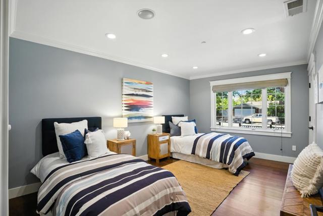 1108 Covington Road, Los Altos CA: https://media.crmls.org/mediaz/c8415adf-957a-453e-b737-963010a57cb9.jpg