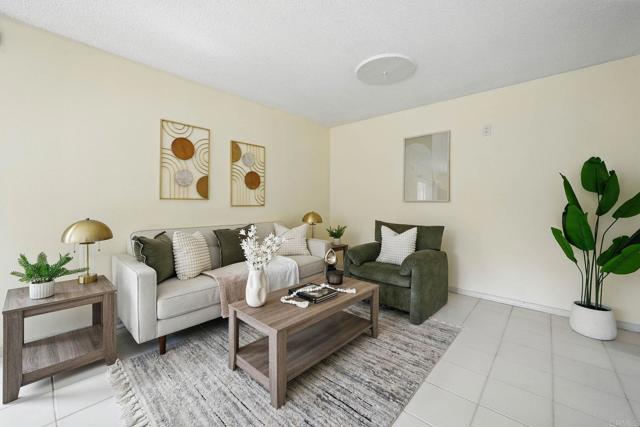 Home for Sale in Rancho Bernardo (San Diego)