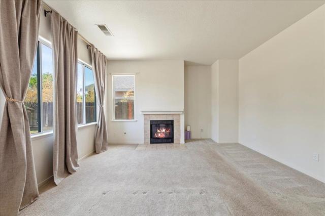 1446 Nottingham Circle, Los Banos CA: https://media.crmls.org/mediaz/c843ea57-d8c4-4a34-9acd-4e4cb1d6e8cc.jpg