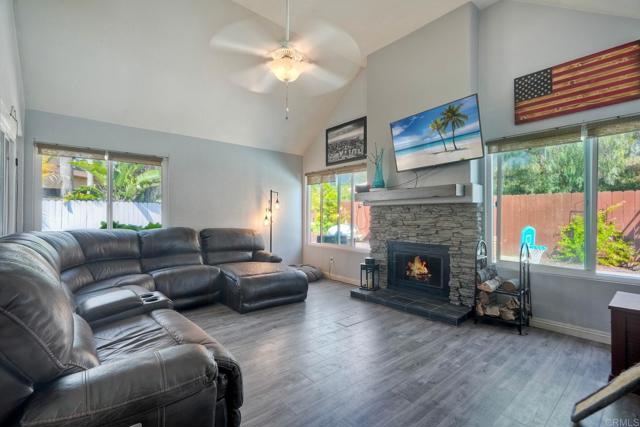Detail Gallery Image 11 of 37 For 1679 Palomar Dr, San Marcos,  CA 92069 - 4 Beds | 2 Baths
