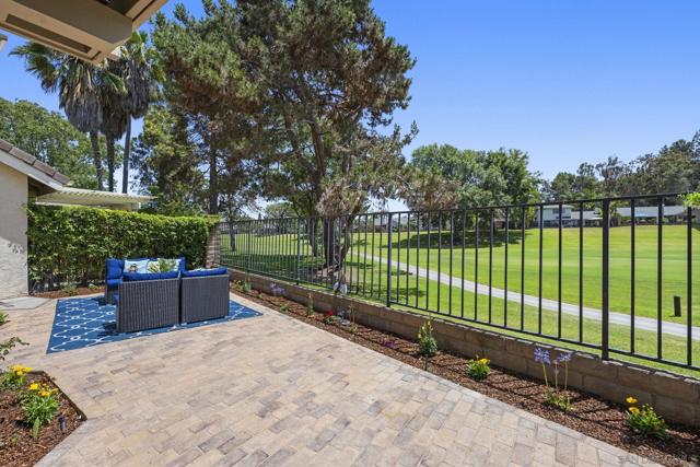 1894 Spyglass Cir, Vista CA: https://media.crmls.org/mediaz/c84458ee-e449-45f4-b253-dda5951b504e.jpg