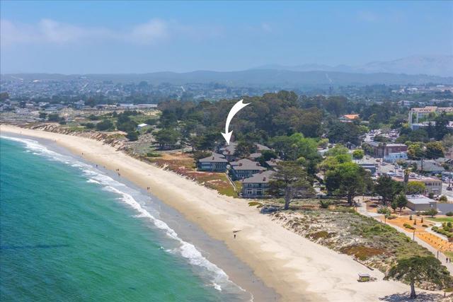 36 La Playa Street, Monterey CA: https://media.crmls.org/mediaz/c84498b3-5c6f-4e2a-982d-112f18b05462.jpg