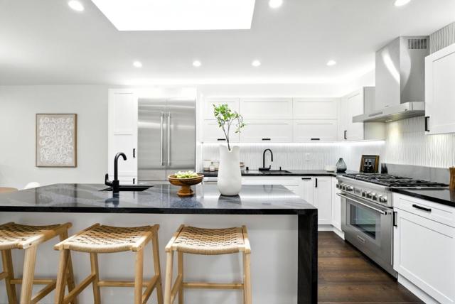 651 41st Avenue, San Francisco CA: https://media.crmls.org/mediaz/c8449ddc-d154-4d2b-9f12-8a0c86d3aa3c.jpg
