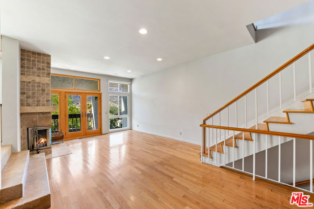 Drew Fenton | 17087 Palisades Circle Pacific Palisades CA | MLS: 7324465