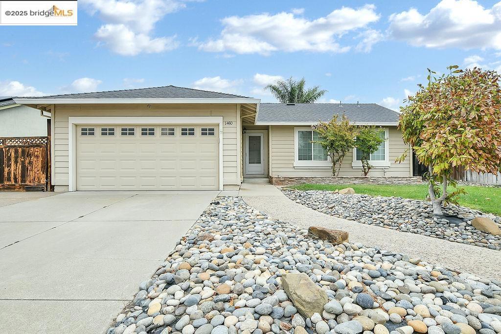 1450 Gamay Cir