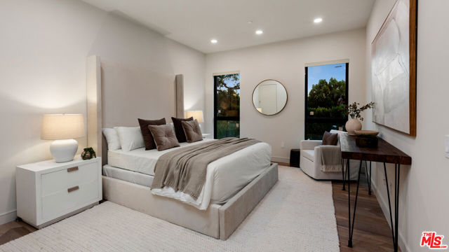Drew Fenton | 505 Barrington Avenue Los Angeles CA | MLS: 7255319