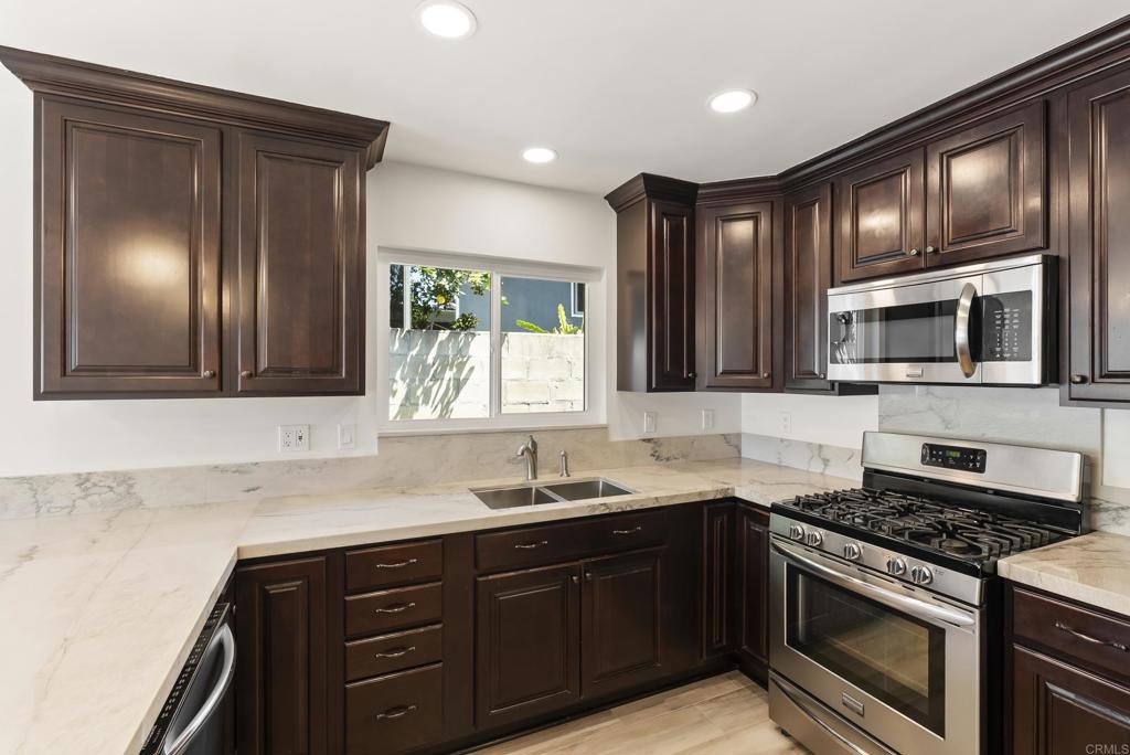 1241 Orkney Lane - photo 14