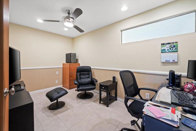 77881 N Woodhaven Dr, Palm Desert CA: https://media.crmls.org/mediaz/c8473d04-2756-4364-b0d3-6c43acc2bcd1.jpg