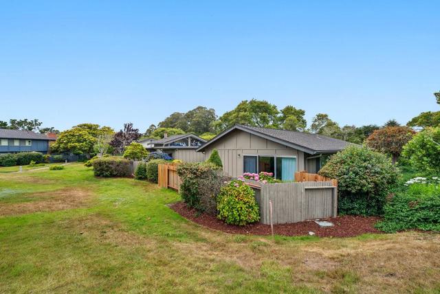 816 Via Tornasol, Aptos CA: https://media.crmls.org/mediaz/c8478cce-664d-4336-b240-7ac1e2a3912f.jpg