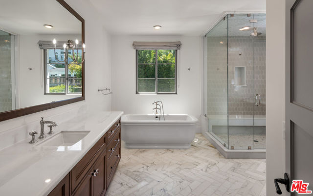 14806 Sutton Street photo 14