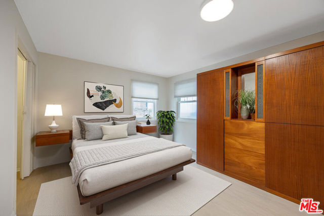 210 S Bundy Drive, Los Angeles CA: https://media.crmls.org/mediaz/c84860ce-bae3-4dbf-b228-7a8c9763a1eb.jpg