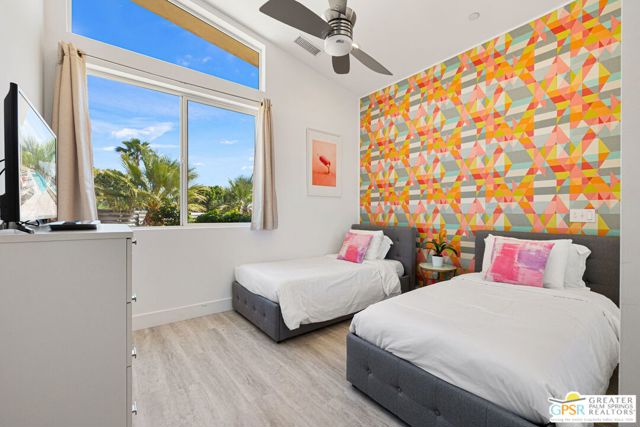 2461 N Junipero Avenue, Palm Springs, CA 92262