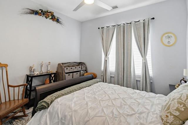 Detail Gallery Image 20 of 36 For 6133 Verda Ln, San Diego,  CA 92130 - 2 Beds | 2/1 Baths