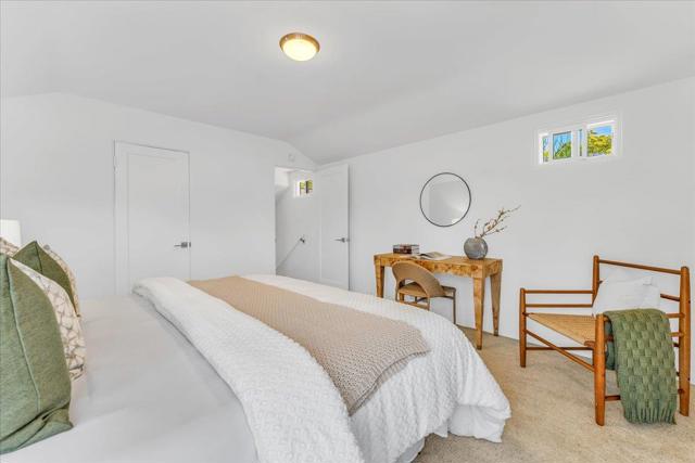 526 Sylvan Avenue, San Mateo CA: https://media.crmls.org/mediaz/c84976d2-5600-4657-8a87-422fbda5d9b6.jpg