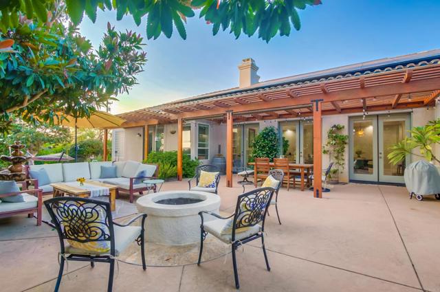 1495 Meredith Road, Fallbrook CA: https://media.crmls.org/mediaz/c849e38e-1d26-4114-aab5-b103f5430222.jpg