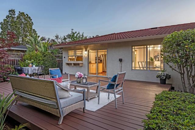 12141 MARILLA Drive, Saratoga CA: https://media.crmls.org/mediaz/c84a5fb0-02d2-47b7-904c-f8634feae197.jpg