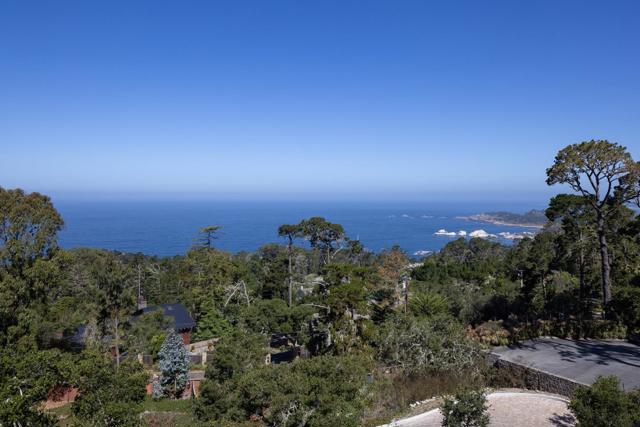 209 Crest Road, Carmel CA: https://media.crmls.org/mediaz/c84ad385-5951-4825-9ceb-8cfbd4aed966.jpg