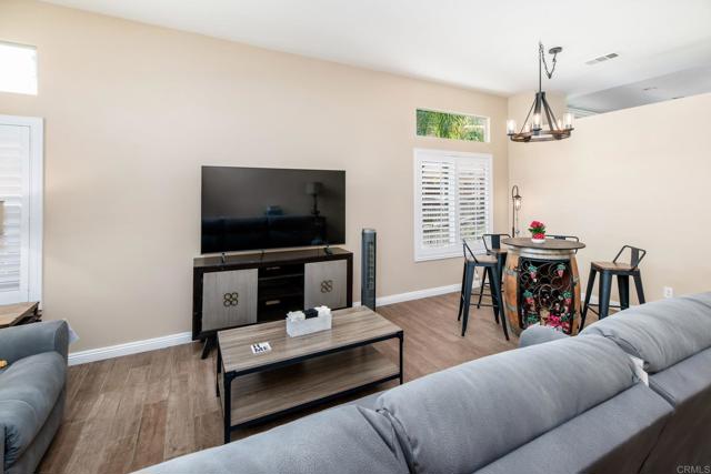 Detail Gallery Image 5 of 40 For 39528 Montebello Way, Murrieta,  CA 92563 - 5 Beds | 2 Baths