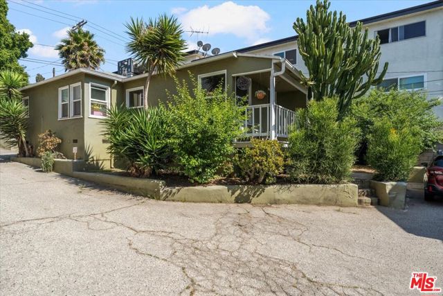 2349 Glendale Boulevard, Los Angeles CA: https://media.crmls.org/mediaz/c84b9c69-06da-4b2b-bbb4-cb7c0a2b3d28.jpg