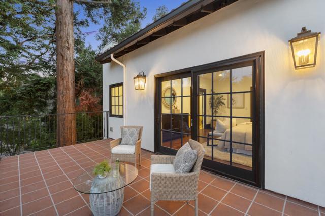 222 Bella Vista Avenue, Los Gatos CA: https://media.crmls.org/mediaz/c84ca41c-f40e-492c-9e11-7f1f8bf8da6a.jpg