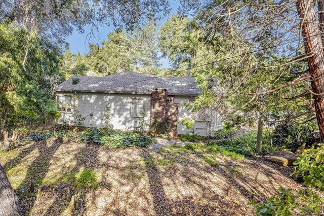 15041 Park Drive, Saratoga CA: https://media.crmls.org/mediaz/c84cc037-919a-4ee0-aed6-93a36e19b499.jpg