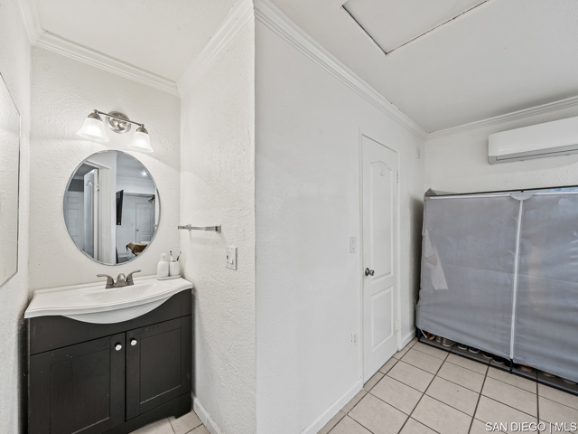5949 Alleghany ST, San Diego CA: https://media.crmls.org/mediaz/c84d67ce-26e9-46e6-8ca5-2ba78c6d1aea.jpg