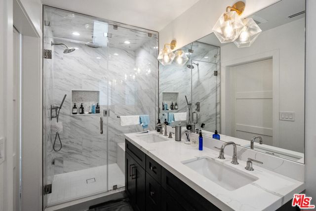 1839 Preuss Road, Los Angeles CA: https://media.crmls.org/mediaz/c84ec496-36da-41ce-947d-ca3180b2fc23.jpg