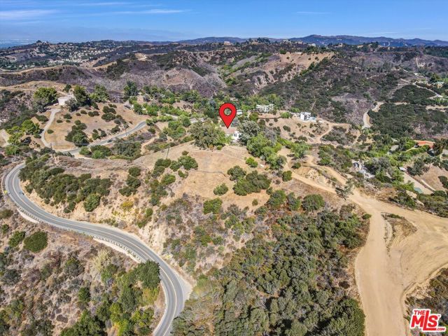 2693 Old Topanga Canyon Road photo 2
