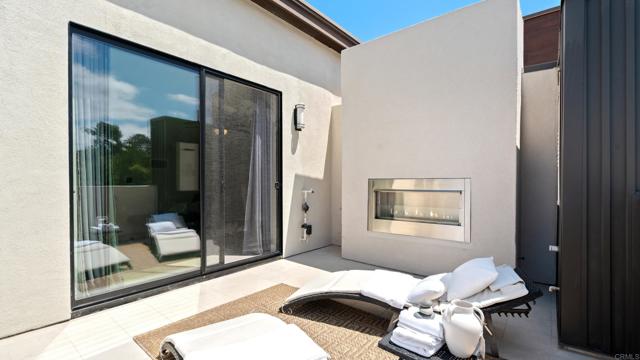 8536 Aspect Drive, San Diego CA: https://media.crmls.org/mediaz/c84f3d09-71a9-4294-8974-e6e855fbb639.jpg