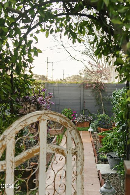 1241 Solita Road, Pasadena CA: https://media.crmls.org/mediaz/c84f4cde-e32c-48b3-a822-cb2286d946aa.jpg