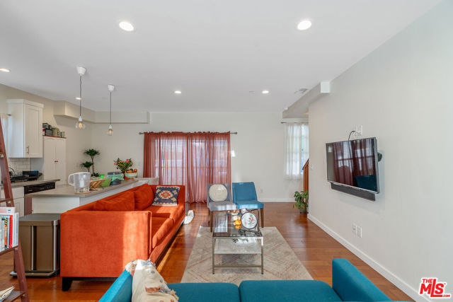 6178 Aldama Street, Los Angeles CA: https://media.crmls.org/mediaz/c84f8ac3-6666-4d50-a8c9-92100ee23576.jpg