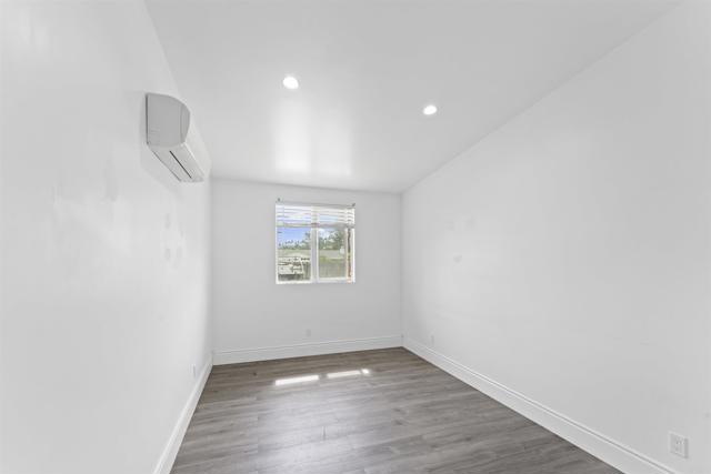 Detail Gallery Image 15 of 23 For 1045 Howard Ave, Escondido,  CA 92029 - 4 Beds | 3 Baths