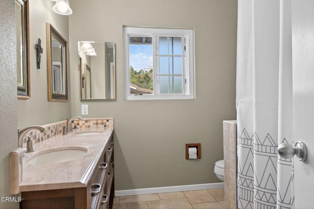 1018 Via Arroyo, Ventura CA: https://media.crmls.org/mediaz/c85025cc-2531-4ae3-aa54-7210ab0aaa4b.jpg