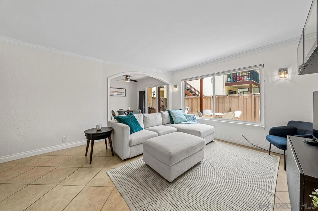 4075 Porte La Paz - photo 6