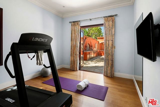 6 Bed Home for Sale in Beverly Hills, California