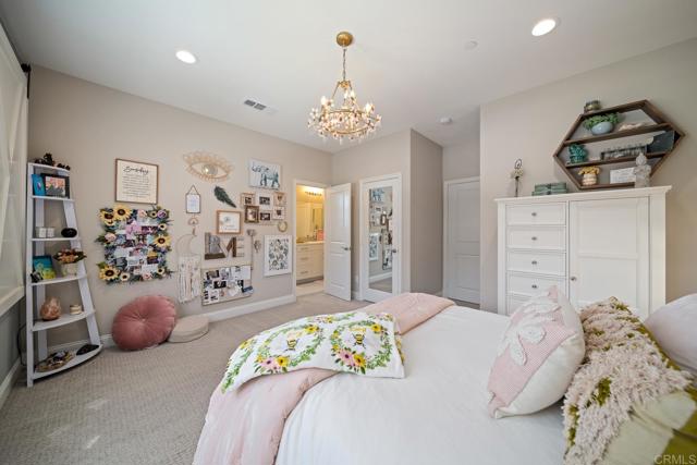 35788 Bay Morgan Lane, Fallbrook CA: https://media.crmls.org/mediaz/c85102e4-f91b-47cb-ac65-d95ace825e55.jpg
