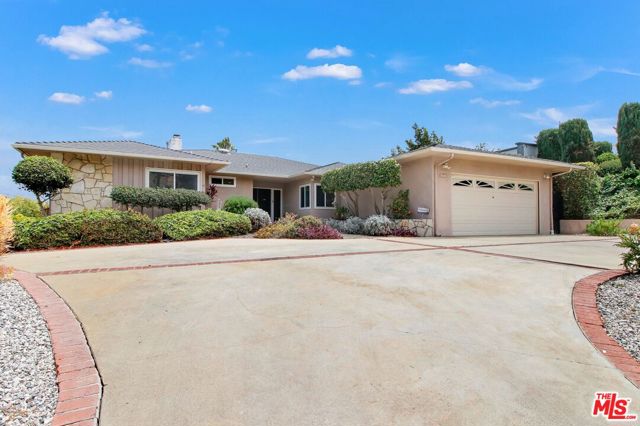 4152 Terraza Drive