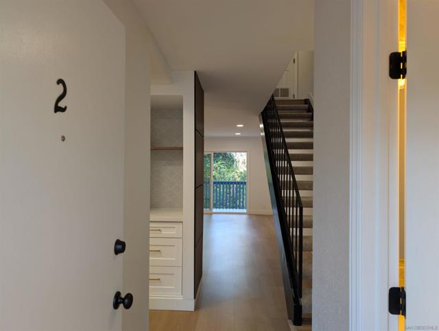 4950 Lantana Dr, San Diego CA: https://media.crmls.org/mediaz/c85138c7-9260-4eba-929f-8b68e1f4f58c.jpg