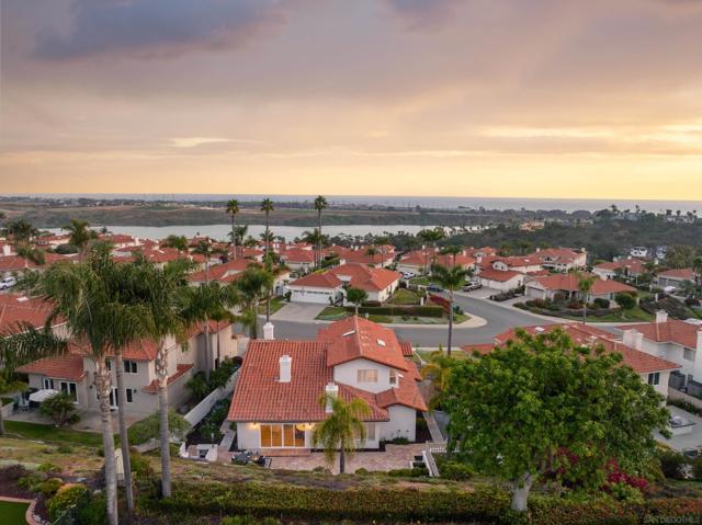 4630 Pannonia Rd, Carlsbad CA: https://media.crmls.org/mediaz/c8516a3c-bef6-401e-9b67-b27d214b2441.jpg