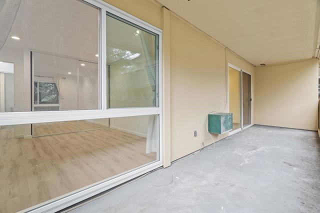 1033 Crestview Drive, Mountain View CA: https://media.crmls.org/mediaz/c851cade-d83a-4321-918a-5171a7177695.jpg