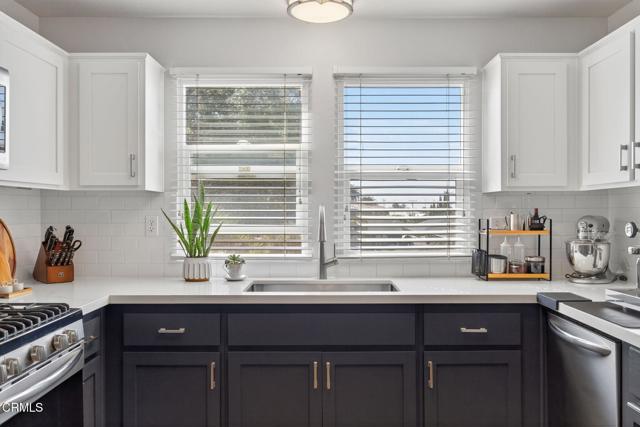 Detail Gallery Image 9 of 24 For 11218 Snapdragon St, Ventura,  CA 93004 - 2 Beds | 2 Baths