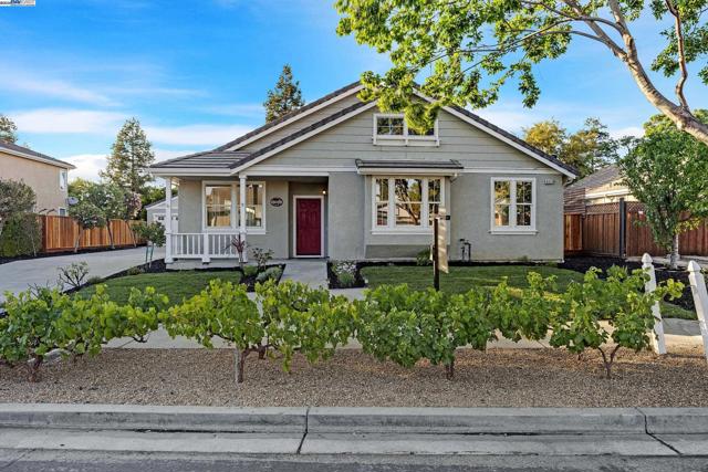 6424 Altamar Cir., Livermore CA: https://media.crmls.org/mediaz/c8521f78-fb66-44a9-ab48-9e33e60f1523.jpg