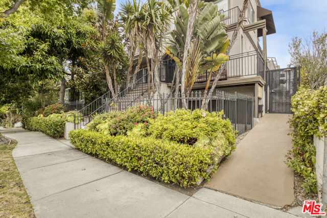 1837 18th Street photo 3