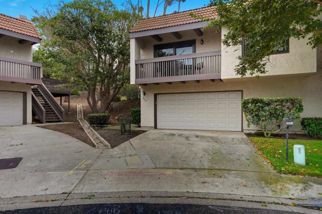 6615 Reservoir Court, San Diego CA: https://media.crmls.org/mediaz/c8522482-8172-4512-8590-94c2609d4592.jpg