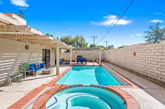 72815 Tampico Drive, Palm Desert CA: https://media.crmls.org/mediaz/c852713a-cef8-4692-93f4-784245334a69.jpg