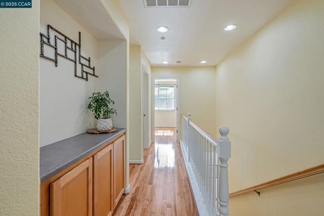 2 Corvina Ct, American Canyon CA: https://media.crmls.org/mediaz/c852bc96-1b7d-46b9-b056-01c2b8cdf306.jpg