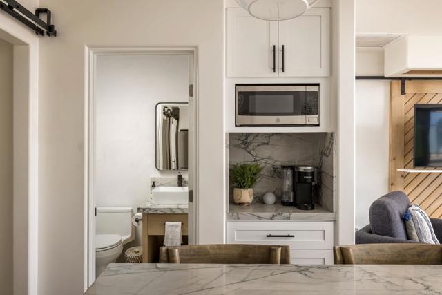 Detail Gallery Image 7 of 37 For 801 3 North Pacific St, Oceanside,  CA 92054 - – Beds | – Baths