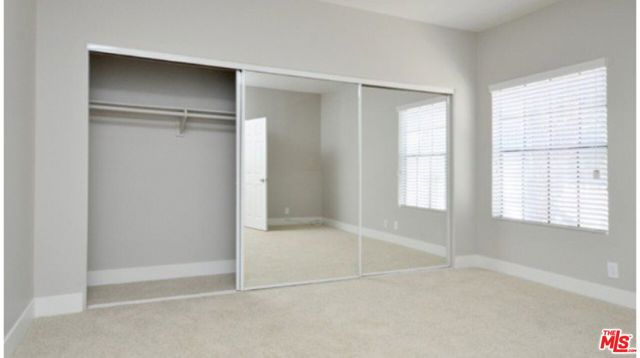 973 WESTCREEK Lane, Westlake Village CA: https://media.crmls.org/mediaz/c85561ac-d857-4684-8fca-e1c713cd0c32.jpg
